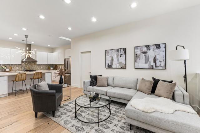 6423 California Street, San Francisco CA: https://media.crmls.org/mediaz/786e73ea-98be-4632-9e63-cf100c13ad76.jpg