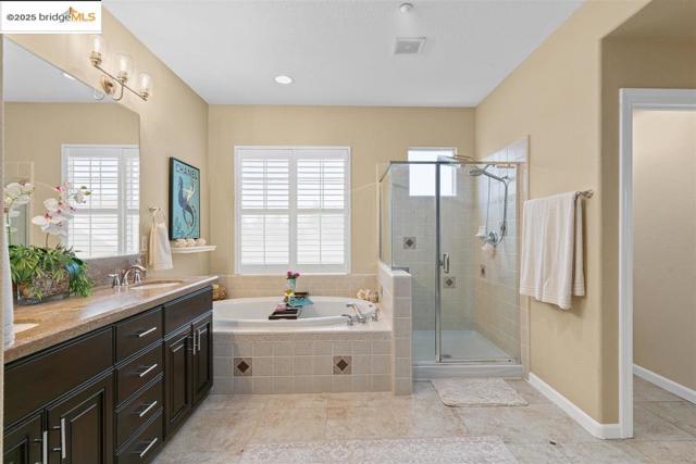 1164 Lexington Way, Livermore CA: https://media.crmls.org/mediaz/786ea91f-f5ae-4f8f-89fc-89204e583469.jpg