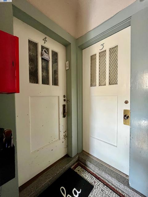 459 11Th Ave, San Francisco CA: https://media.crmls.org/mediaz/786f3f85-21d0-43b3-b084-e73af607a61e.jpg
