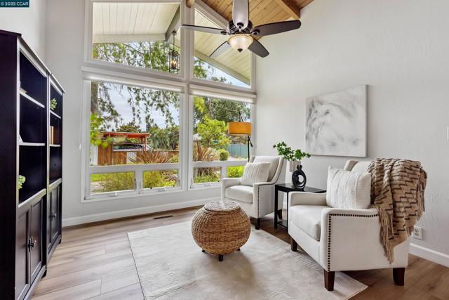 1838 Sunnyvale Ave, Walnut Creek CA: https://media.crmls.org/mediaz/786f740a-3e26-45b5-a6bd-70c254277e81.jpg