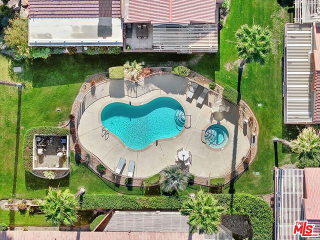 76645 Sheba Way, Palm Desert CA: https://media.crmls.org/mediaz/78702299-e939-4171-b1ea-099a0bf01105.jpg