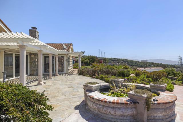 7090 El Malabar Drive, Ventura CA: https://media.crmls.org/mediaz/78702a3c-a6be-418b-9e8a-0688176d4d07.jpg
