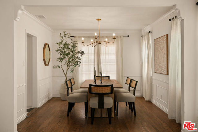 3860 Hepburn Avenue, Los Angeles CA: https://media.crmls.org/mediaz/78716a51-ac70-43e7-9afa-5aa97c5d4fff.jpg