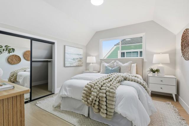 324 Glencourt Way, Pacifica CA: https://media.crmls.org/mediaz/7871b66e-d89f-4ed2-9edc-462c4c995db4.jpg