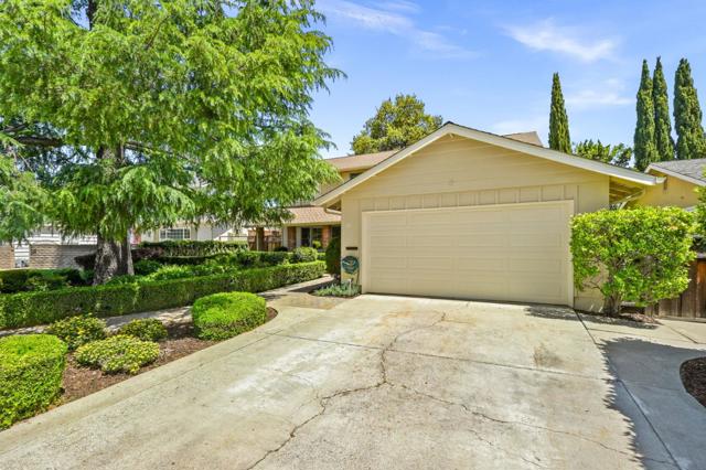 641 W Remington Drive, Sunnyvale CA: https://media.crmls.org/mediaz/7873edc5-ea27-42f1-97fa-cd18d58573ab.jpg