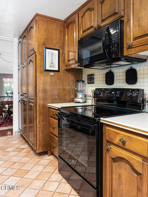 848 S ORANGE GROVE Boulevard, Pasadena CA: https://media.crmls.org/mediaz/7875d609-d071-43b5-b733-4a0985b10bf2.jpg