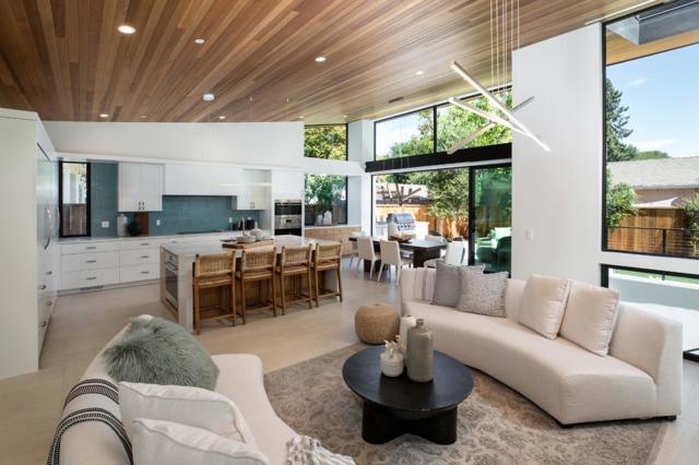 596 Franklin Street, Mountain View CA: https://media.crmls.org/mediaz/7876133f-fb10-4142-bd65-45455ee8b586.jpg