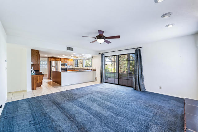 204 Fairway Drive, Needles CA: https://media.crmls.org/mediaz/7876aeef-3b98-498f-a1c5-d28a8bd5c549.jpg