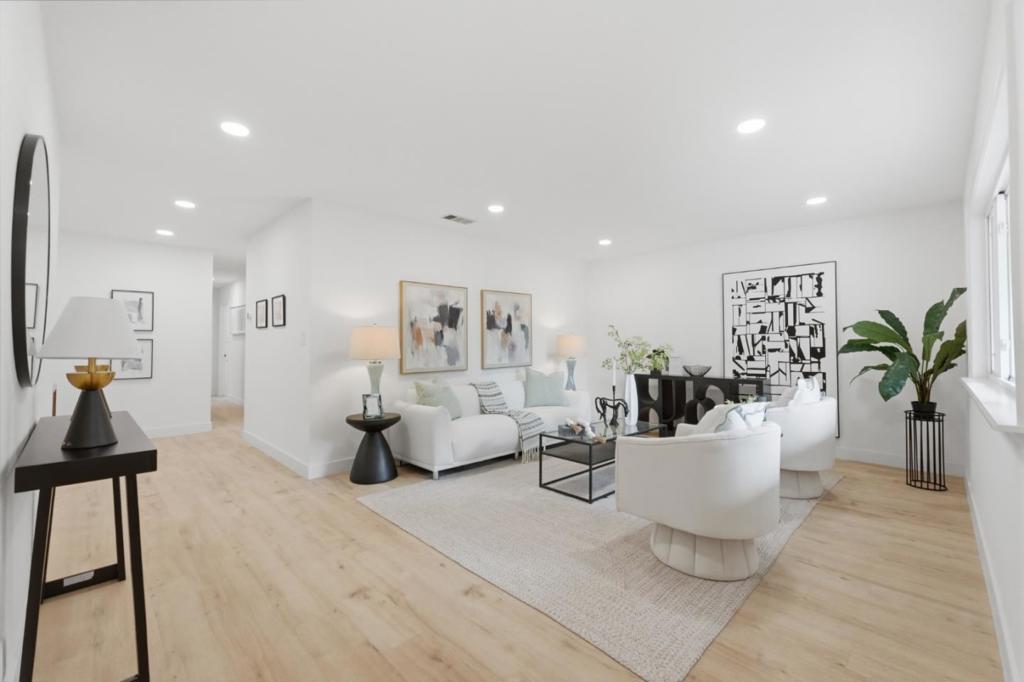 4556 Harwood Road