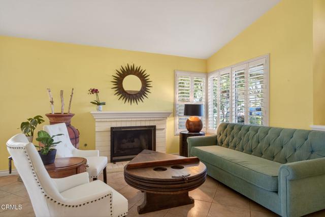 Detail Gallery Image 7 of 31 For 207 Camino Leon, Camarillo,  CA 93012 - 3 Beds | 2 Baths