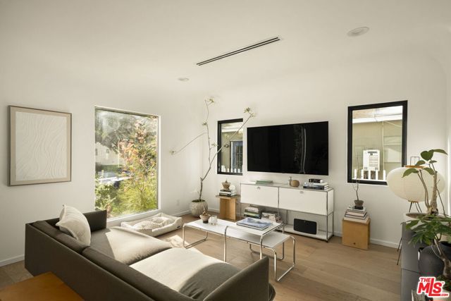 4513 Verdugo Road, Los Angeles CA: https://media.crmls.org/mediaz/7879af36-67af-4220-818d-31d4e5148b9e.jpg