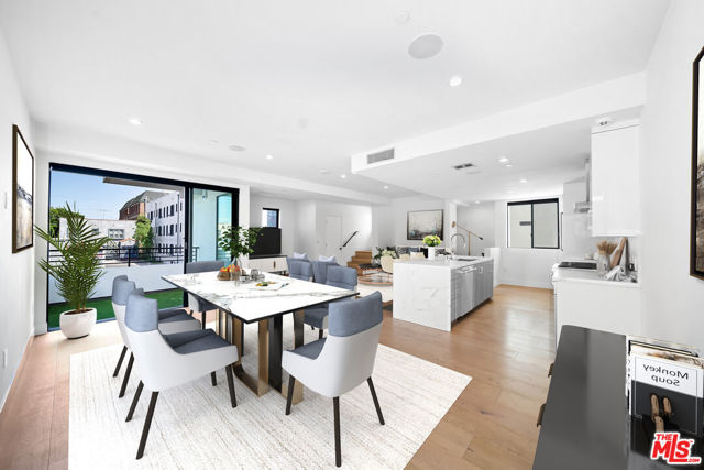 733 N Gramercy Place, Los Angeles CA: https://media.crmls.org/mediaz/7879d832-f5bc-47e2-9241-f1a5e702d7ad.jpg