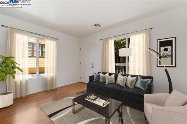 1547 N 23rd Ave., Oakland CA: https://media.crmls.org/mediaz/7879e7e3-a686-4707-8539-0f0748cdda2f.jpg