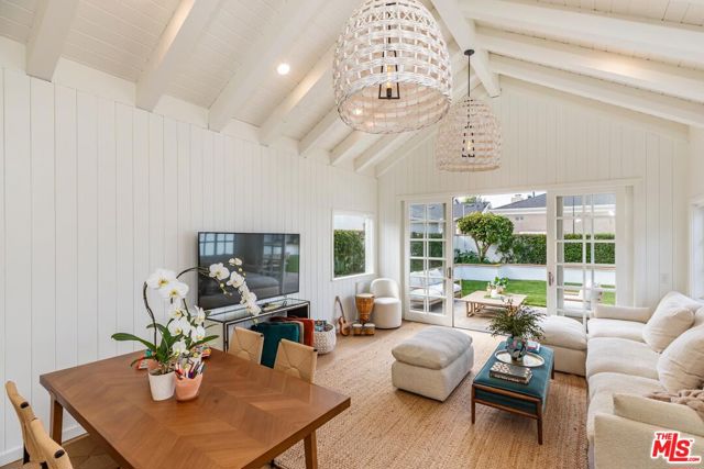 1505 Wendy Way, Manhattan Beach, California 90266, 2 Bedrooms Bedrooms, ,2 BathroomsBathrooms,Residential,Sold,Wendy,26658319