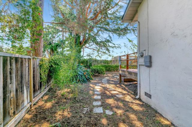 1006 W Knickerbocker Drive, Sunnyvale CA: https://media.crmls.org/mediaz/787af4d8-83e6-4815-881a-a06358fa3ad5.jpg