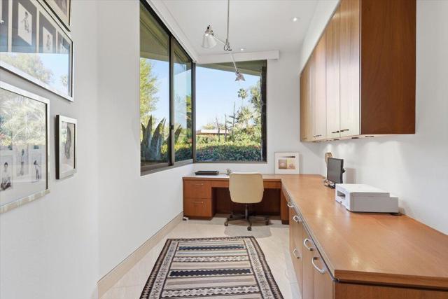 102 Waterford Circle, Rancho Mirage CA: https://media.crmls.org/mediaz/787d0044-dcaf-4eed-8c6f-d14cfa58bdf5.jpg