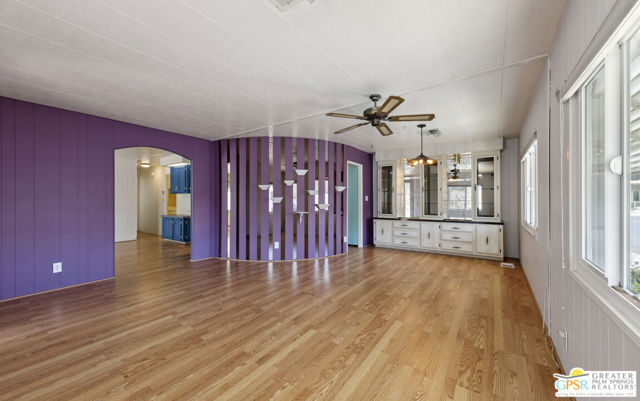 210 Coyote Drive, Palm Springs CA: https://media.crmls.org/mediaz/787e3c7a-1197-49b0-99f9-4d7fac00c55d.jpg