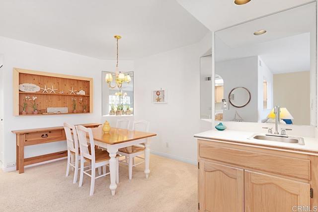 Detail Gallery Image 8 of 19 For 7757 Eads Ave #C 2,  La Jolla,  CA 92037 - 2 Beds | 2 Baths