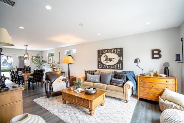 13349 Portofino Dr, Del Mar CA: https://media.crmls.org/mediaz/787f20c1-5e80-49f7-baa2-2c253cc163d3.jpg