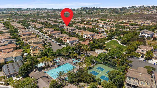 3619 N Fork Ave, Carlsbad CA: https://media.crmls.org/mediaz/787f35b6-962b-4513-8f38-99ac9e2836e6.jpg