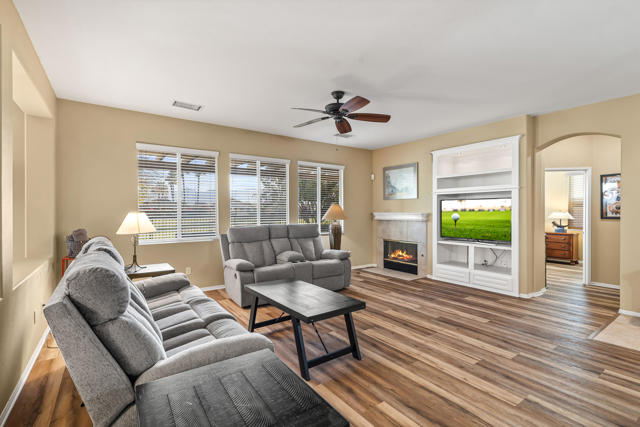 Image 4 of 58 For 82491 Grant Drive