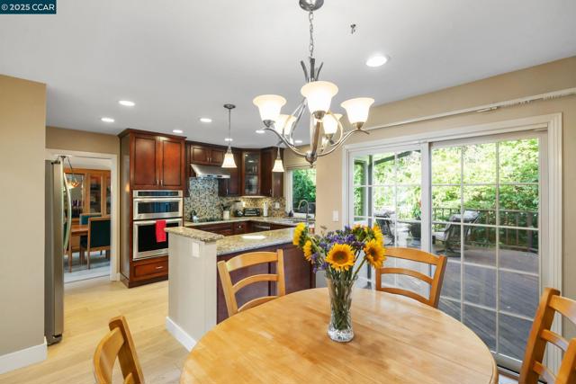 11878 W Vomac Rd, Dublin CA: https://media.crmls.org/mediaz/78810dfb-877e-4fe8-ba04-01c0d59c9afc.jpg