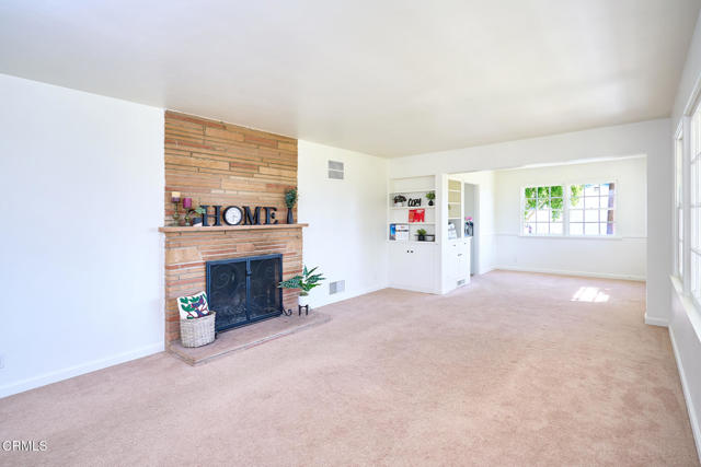 Detail Gallery Image 14 of 34 For 567 Mesa Dr, Camarillo,  CA 93010 - 3 Beds | 2 Baths