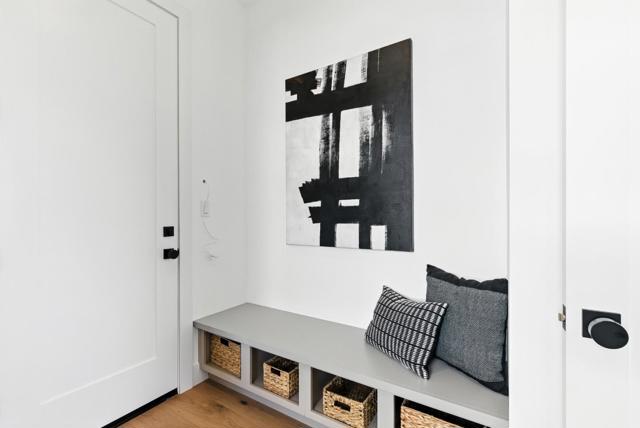 312 W 39th Avenue, San Mateo CA: https://media.crmls.org/mediaz/7881e7cb-f105-4c19-afa8-a587c818e911.jpg