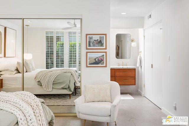 1821 Sandcliff Road, Palm Springs CA: https://media.crmls.org/mediaz/78843e78-b837-4526-9e26-4523075e472a.jpg