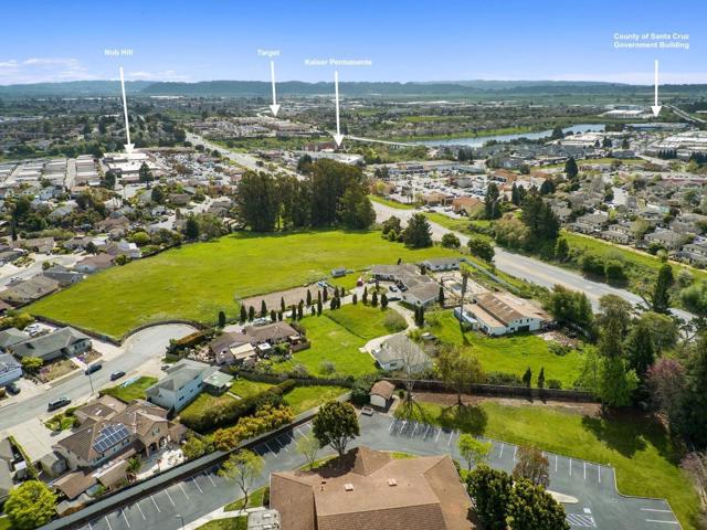 40 Eileen Street, Watsonville CA: https://media.crmls.org/mediaz/7884591e-ae0b-4879-866b-f774e84a854d.jpg