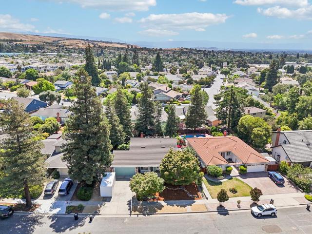 4179 Watkins Way, San Jose CA: https://media.crmls.org/mediaz/78846edc-ed94-4f53-9fe6-42fe5a0e1c7a.jpg