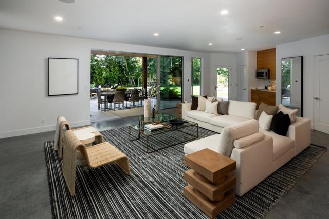 454 Cypress Drive, Los Altos CA: https://media.crmls.org/mediaz/78850e5a-a422-48a0-968f-82e1c04495a4.jpg