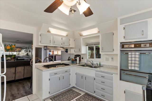 93 Jupiter Street, Palm Springs CA: https://media.crmls.org/mediaz/788540ad-9b49-4986-a2fa-c2ce57764476.jpg