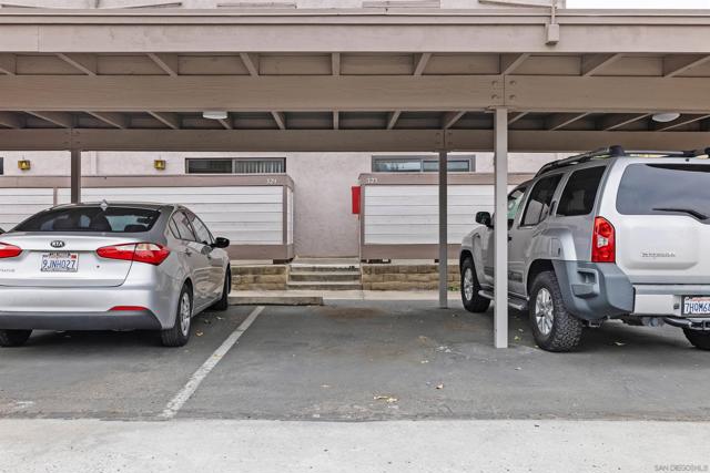 9120 GRAMERCY DR, San Diego CA: https://media.crmls.org/mediaz/78860282-8708-484c-9068-7b7bcf8bbde2.jpg