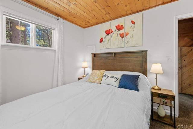 Detail Gallery Image 16 of 26 For 31111 All View Dr, Running Springs,  CA 92382 - 3 Beds | 1/1 Baths