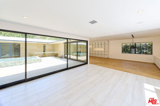 310 Beloit Avenue, Los Angeles CA: https://media.crmls.org/mediaz/7886c439-c09c-40a0-91a0-470a825375ec.jpg