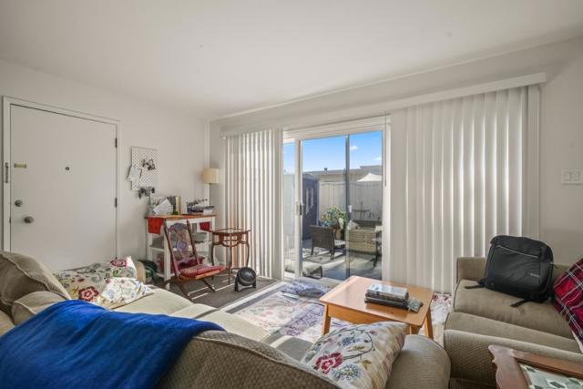 444 Villa Terrace, San Mateo CA: https://media.crmls.org/mediaz/7886c66a-8618-4b00-9728-9d6b97e63899.jpg