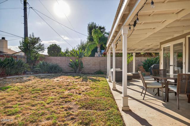 86 Willey Street, Ojai CA: https://media.crmls.org/mediaz/78871566-18f3-447f-b118-6a04992b655c.jpg