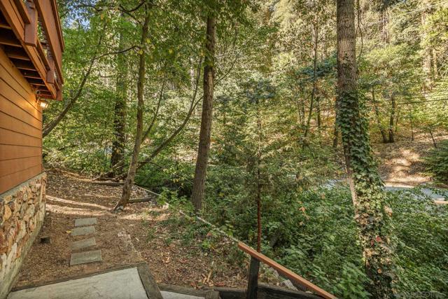625 Cottage Grove Rd, Lake Arrowhead, CA 92352