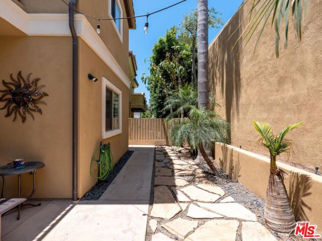 520 Elena Avenue, Redondo Beach, California 90277, 4 Bedrooms Bedrooms, ,2 BathroomsBathrooms,Residential,For Sale,Elena,25537523