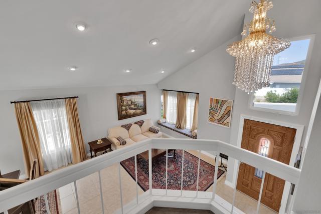 9959 Riverhead Dr, San Diego CA: https://media.crmls.org/mediaz/788822e0-82d0-400a-ae5a-93d316e8a7ec.jpg