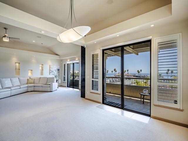 515 2nd Street, Santa Cruz CA: https://media.crmls.org/mediaz/78885f72-63a9-412b-b343-8b2c5347c955.jpg