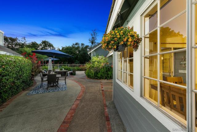 10602 Rancho Carmel Dr., San Diego CA: https://media.crmls.org/mediaz/788885aa-f4b1-46a0-86fc-72fad22b4632.jpg