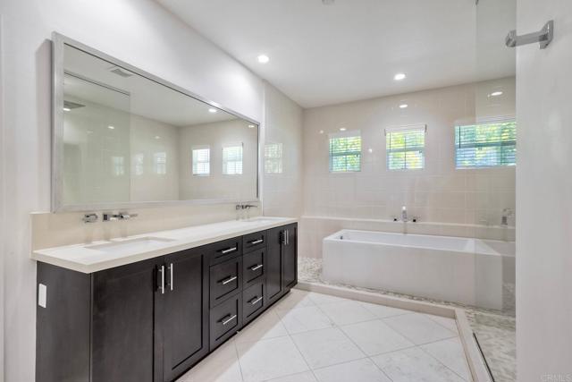Detail Gallery Image 16 of 29 For 888 Channel Island Dr, Encinitas,  CA 92024 - 5 Beds | 4/1 Baths