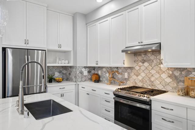 3000 26th Street, San Francisco CA: https://media.crmls.org/mediaz/788aa70a-6ffa-4907-99ef-afa2a542b801.jpg