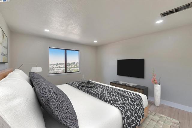 Image 51 of 60 For 4280 Hillview Dr