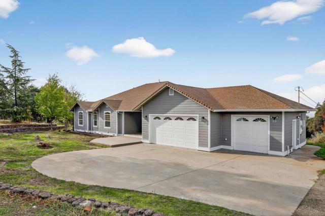 35 Blazeford Gulch, Oroville CA: https://media.crmls.org/mediaz/788f3426-ab09-4ca4-a4d5-2ba514e62ecc.jpg