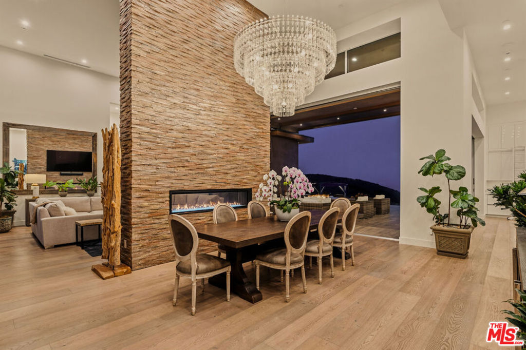 MLS #26859041 image #32