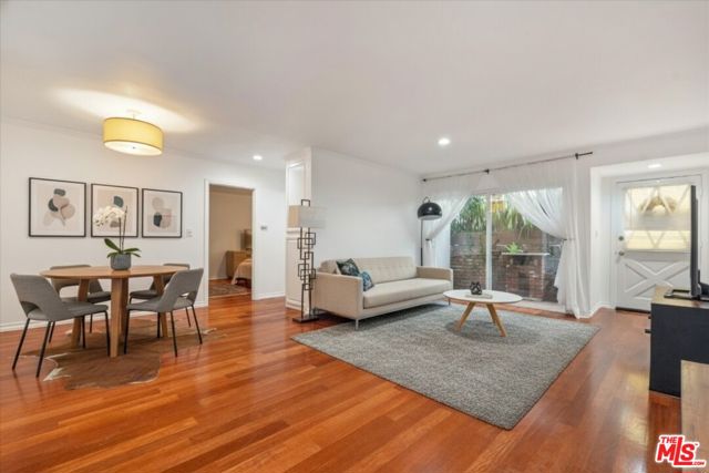 1327 Stanford Street, 3 photo 1