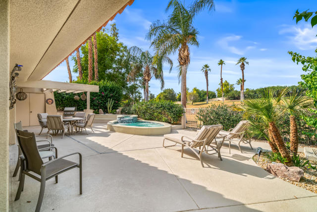 51 Kavenish Drive, Rancho Mirage, CA 92270